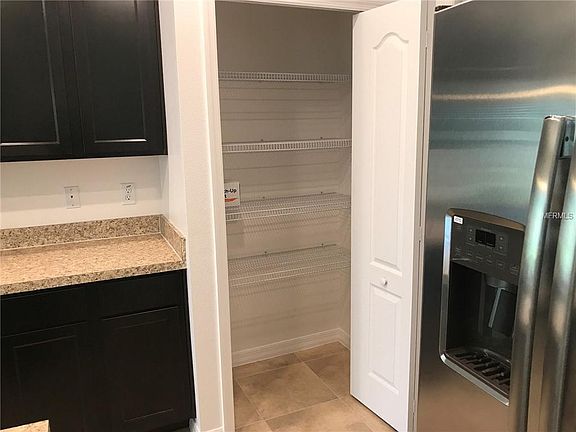 4th image of 200 Athabasca Dr