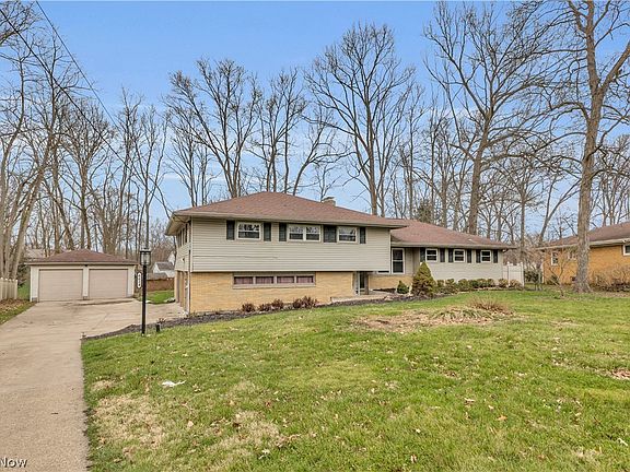 2nd image of 6624 Ronjoy Pl