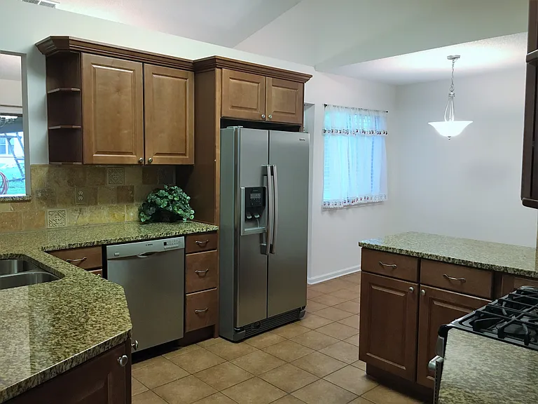 19 Briar Gate Ln — Photo 12