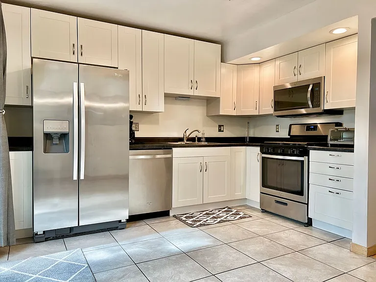 4183 Brammer Dr — Photo 3