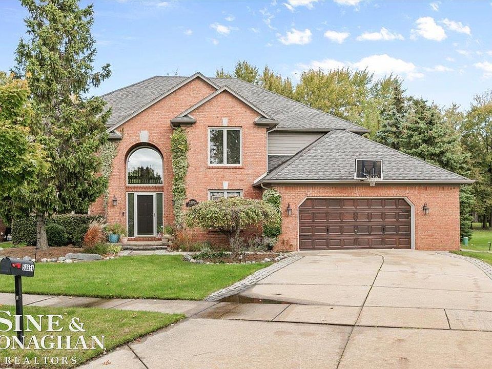 1st image of 53954 Blakely Ct