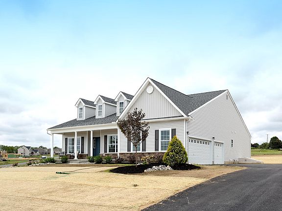 VB-21 Oakmont Exterior