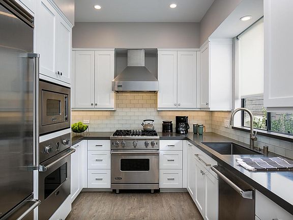 5th image of 211 S Orange Grove Blvd APT 9