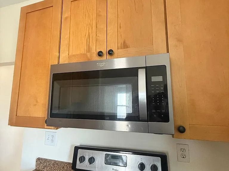 275 Parkview Ave #275 — Photo 7