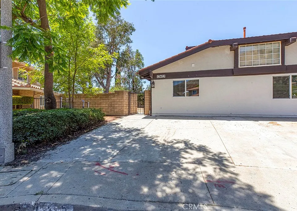 13473 Mission Tierra Way
