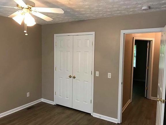 5th image of 315 Haywood Ln #A