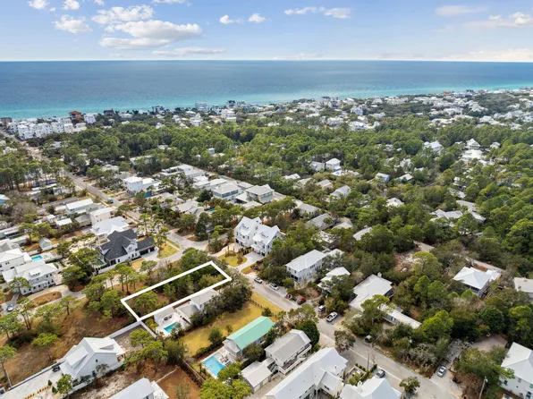 14 San Juan Ave, Pt Washington, FL 32459