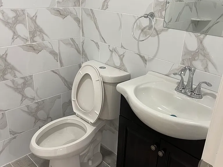 4828 Cedar Ave #1 — Photo 7