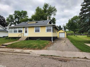 203 C St, Toledo, IA 52342