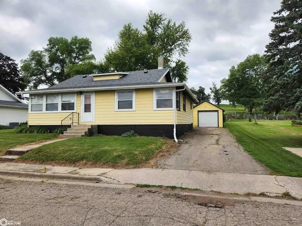 203 C St, Toledo, IA 52342