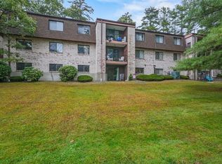 5 Greenbriar Dr APT 107, North Reading, MA 01864