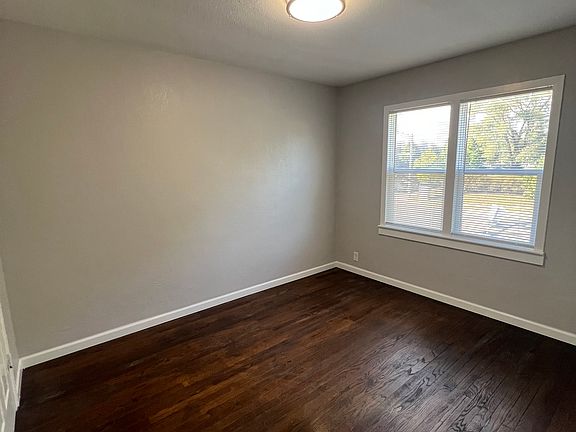 5th image of 124 N Eddy St #4