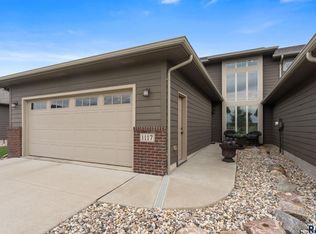 1117 S President Ct, Sioux Falls, SD 57106