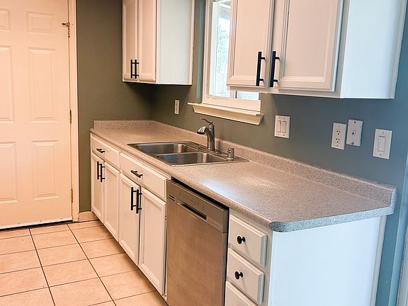 2nd image of 11112 Orr Ave NE