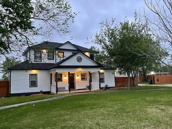 7338 Fauna St, Houston, TX 77061