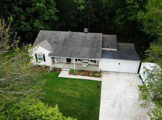 1151 N Red Oak Ct, East Peoria, IL 61611