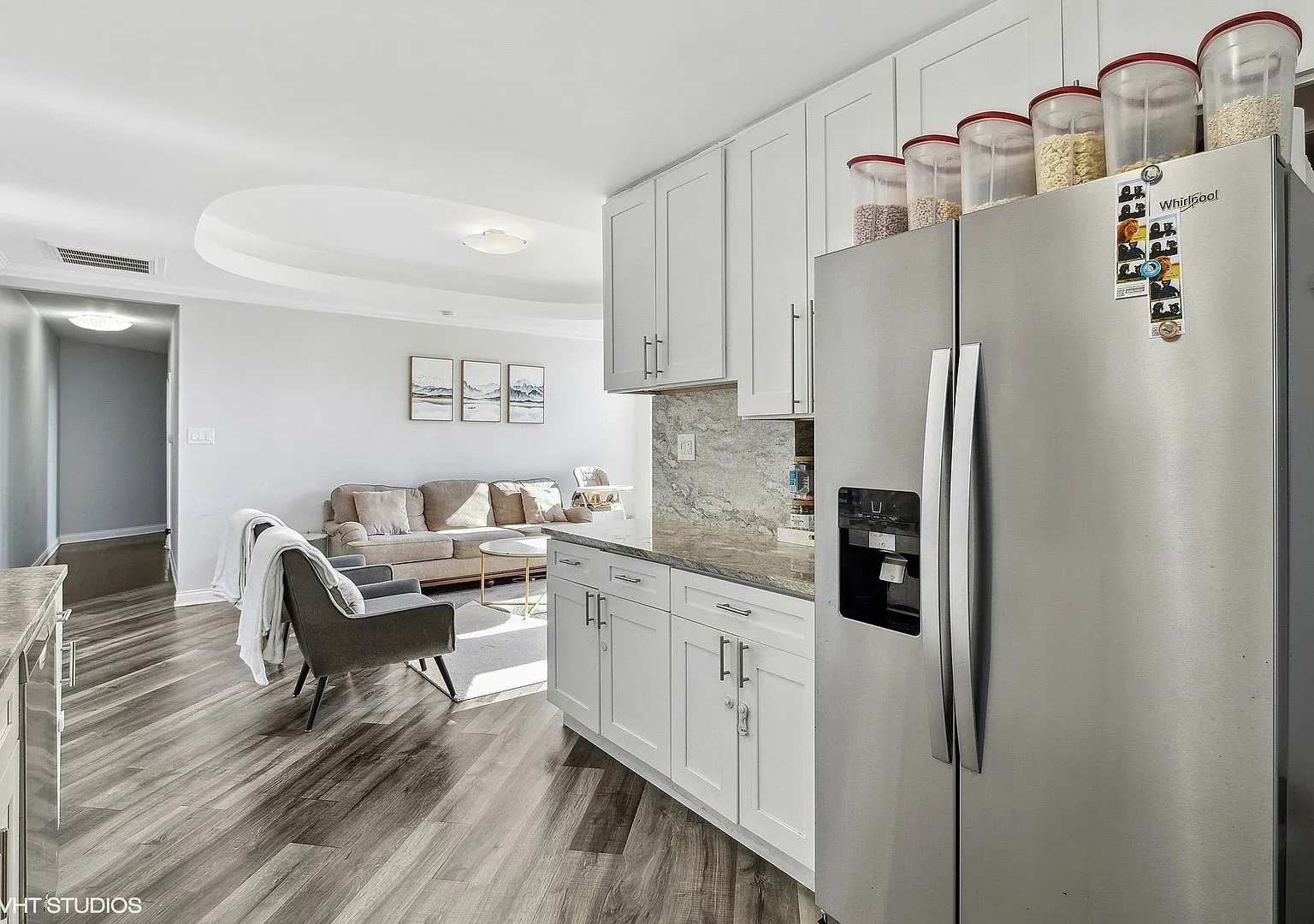 3 bed, 870 sqft, $3,000 — Photo 4