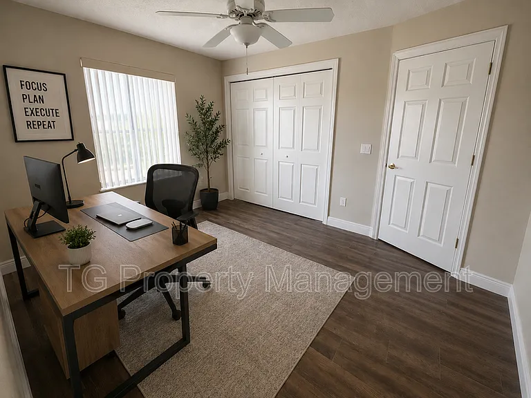 20 Clarendon Ct N — Photo 30