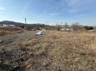 731 Manor Rd, Delmont, PA 15626