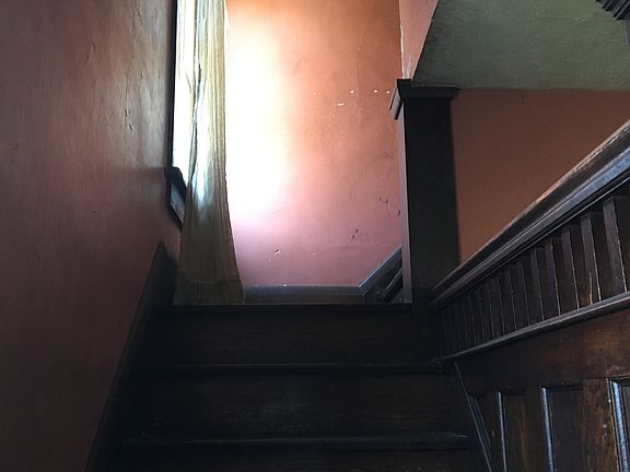 4th image of 41 24th St NW