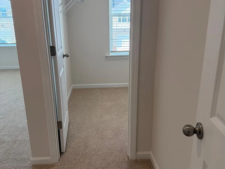 127 Starlight St — Photo 10