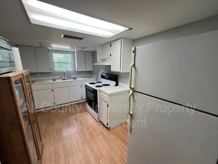 6536 SE 221st St #A — Photo 12