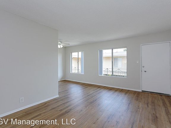 4th image of 842 Elm Ave APT 206