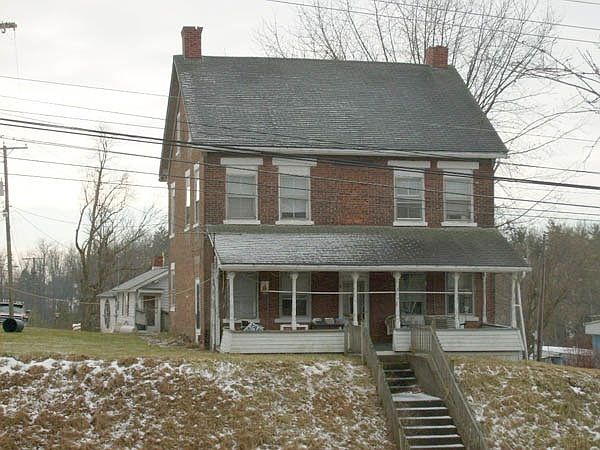 2nd image of 44892 National Rd W
