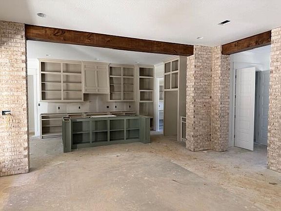 3rd image of 8 Shadow Ridge Dr