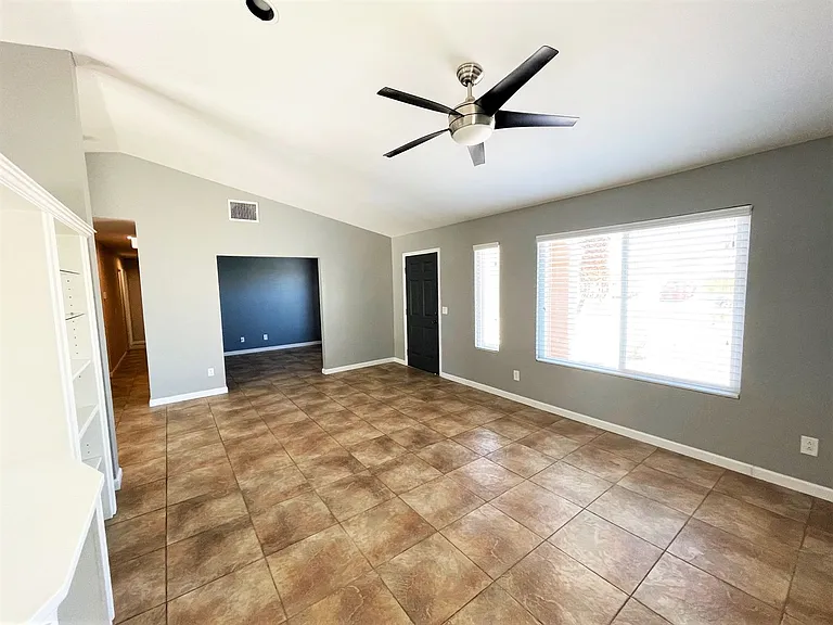 30399 Sterling Rd — Photo 6