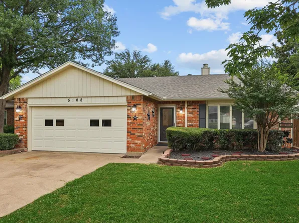 5108 Gentling Pl, North Richland Hills, TX 76180