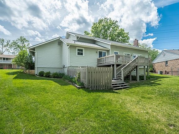 3rd image of 490 Meadow Green Pl