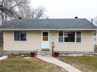 914 Highland Ave, Fergus Falls, MN 56537