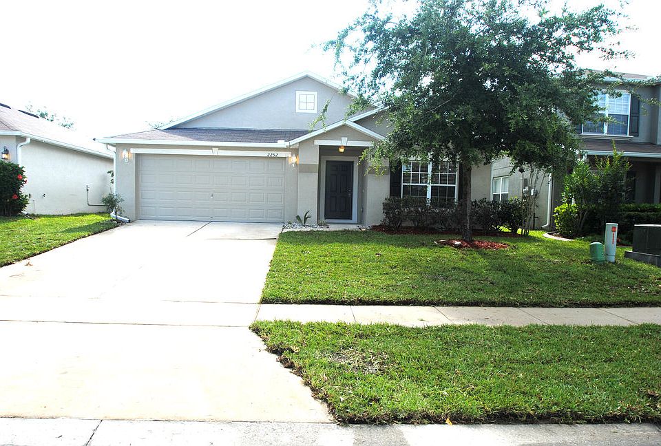 1st image of 2252 Martins Run
