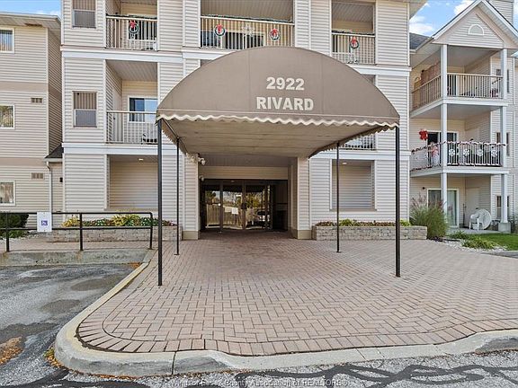 4th image of 2922 Rivard Ave #116