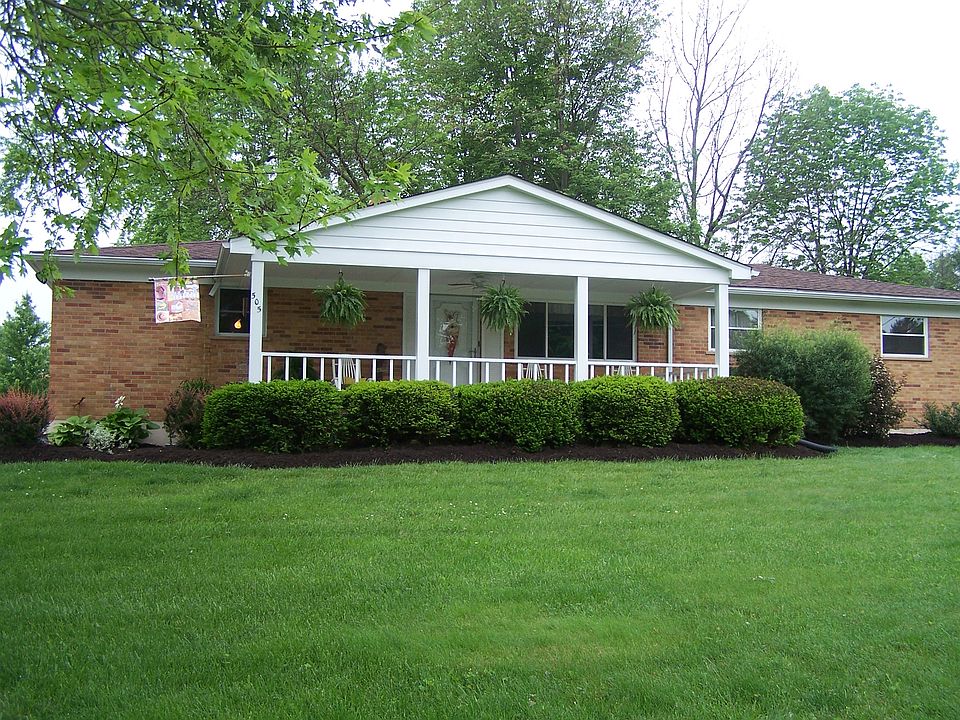 2nd image of 505 Wesley Dr
