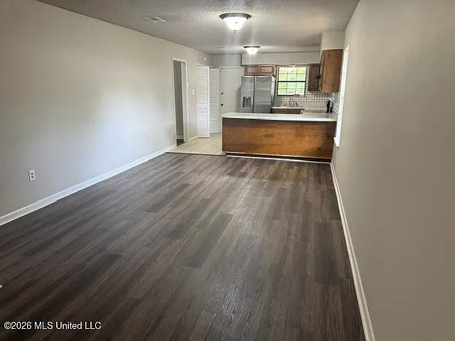 941 22nd St — Photo 4