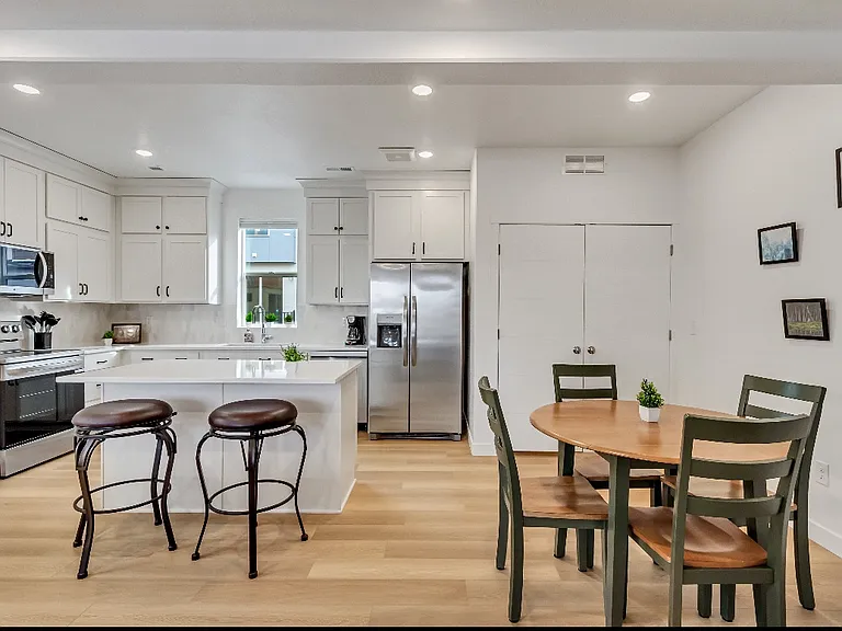 4124 S Winder Ward Dr — Photo 2