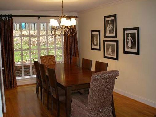2nd image of 2611 Elizabeth Ave