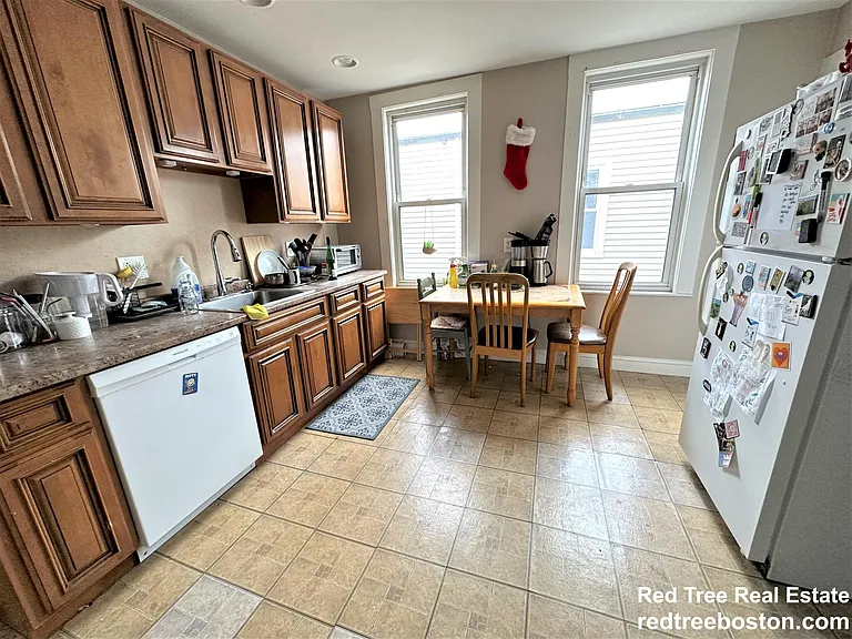 87 Gardner St #87 — Photo 3