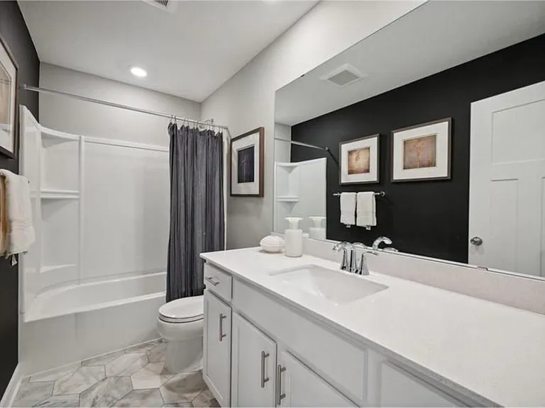 1784 Tyrone Dr — Photo 10