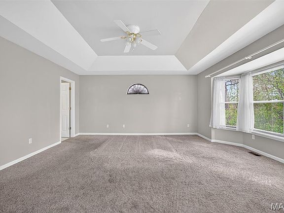 4th image of 1421 Schoal Creek Dr
