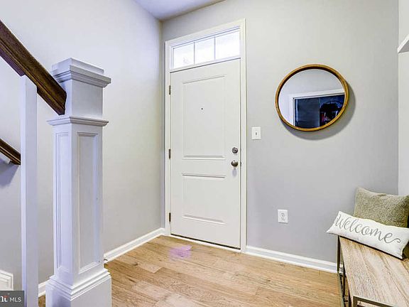 3rd image of 43047 Stuarts Glen Ter Unit 115