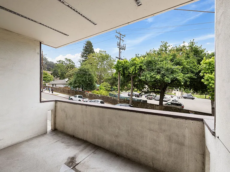 2467 Warring St — Photo 33