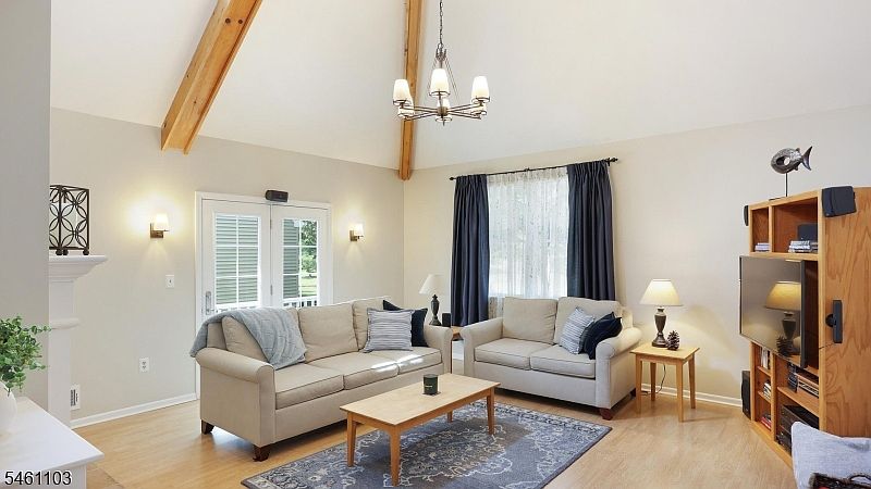 1st image of 102 Mitchell Close