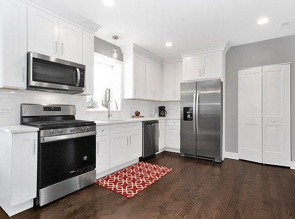 2nd image of 1113 S Taylor Ave #3
