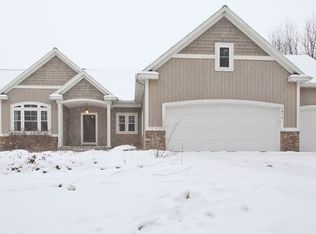 7875 Eleven Mile Rd NE, Rockford, MI 49341