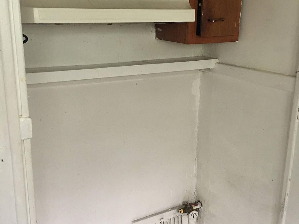 Kitchen appliance hookups for electric and gas