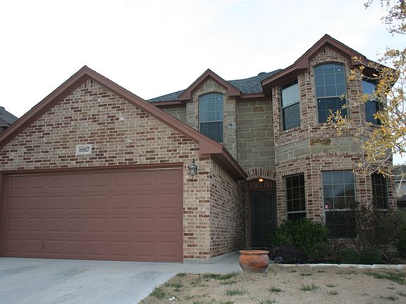 4th image of 10817 Thorngrove Ct