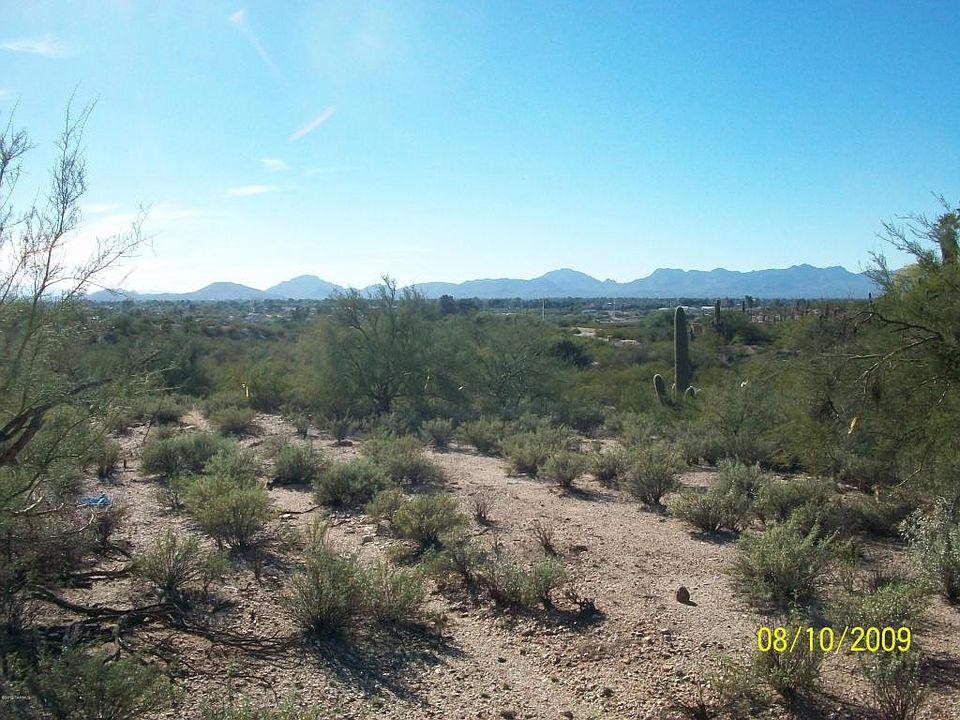 2nd image of 3271 E Camino Boscaje Escondido